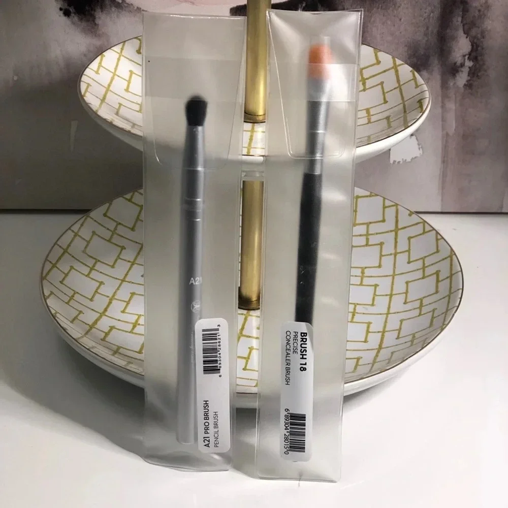 New! Anastacia Beverly Hills brush set!